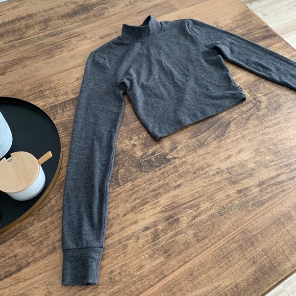 TNA Long Sleeve Cropped Shirt - Picture 4 of 6